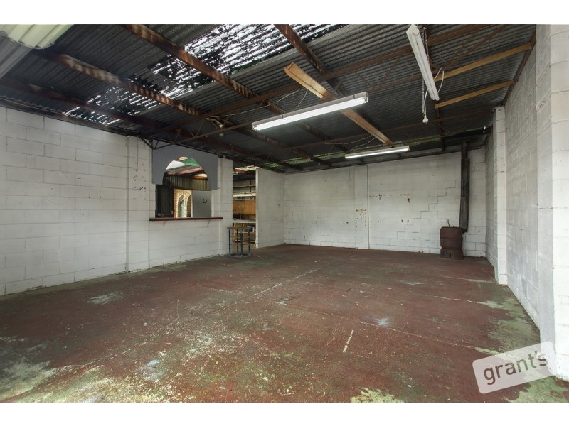 8 Fountain Drive, Narre Warren VIC 3805