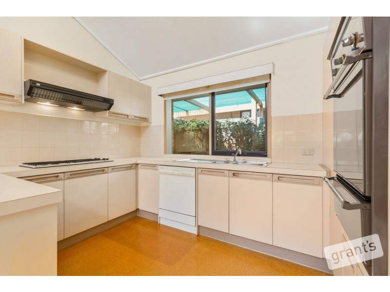 84 Kurrajong Road, Narre Warren VIC 3805