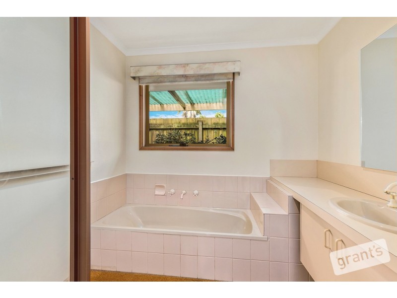 84 Kurrajong Road, Narre Warren VIC 3805