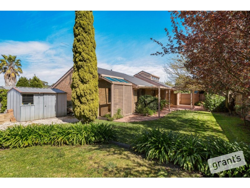 84 Kurrajong Road, Narre Warren VIC 3805