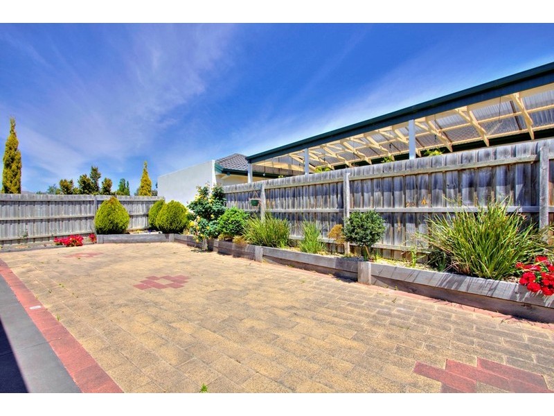 17 Loxford Court, Narre Warren South VIC 3805