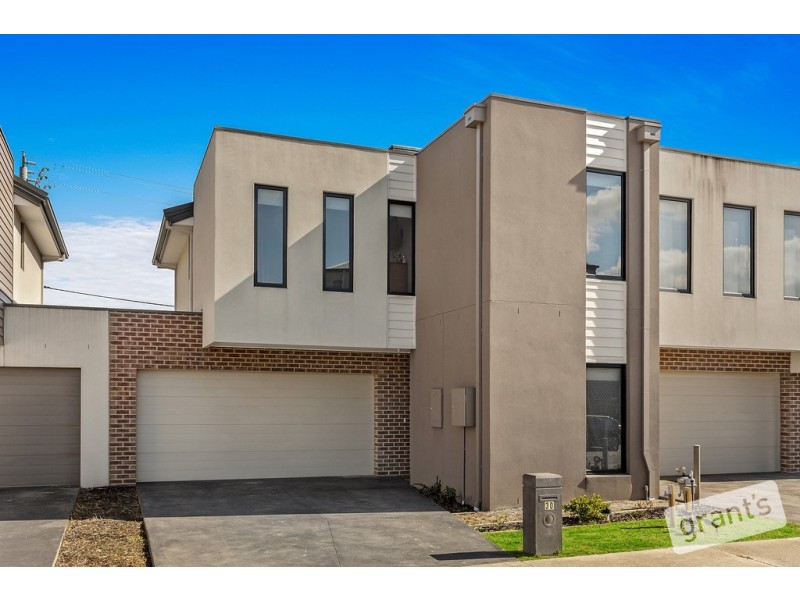 30 Fitzroy Street, Pakenham VIC 3810