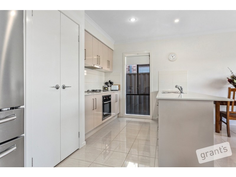 30 Fitzroy Street, Pakenham VIC 3810