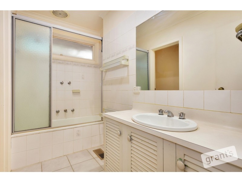 3 Larkrise Court, Narre Warren VIC 3805