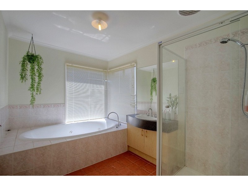 3 Baronessa Avenue, Narre Warren South VIC 3805