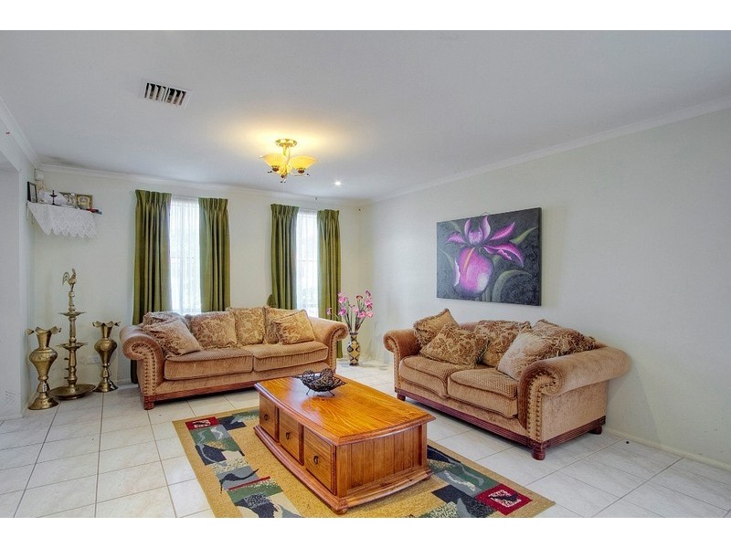 3 Baronessa Avenue, Narre Warren South VIC 3805