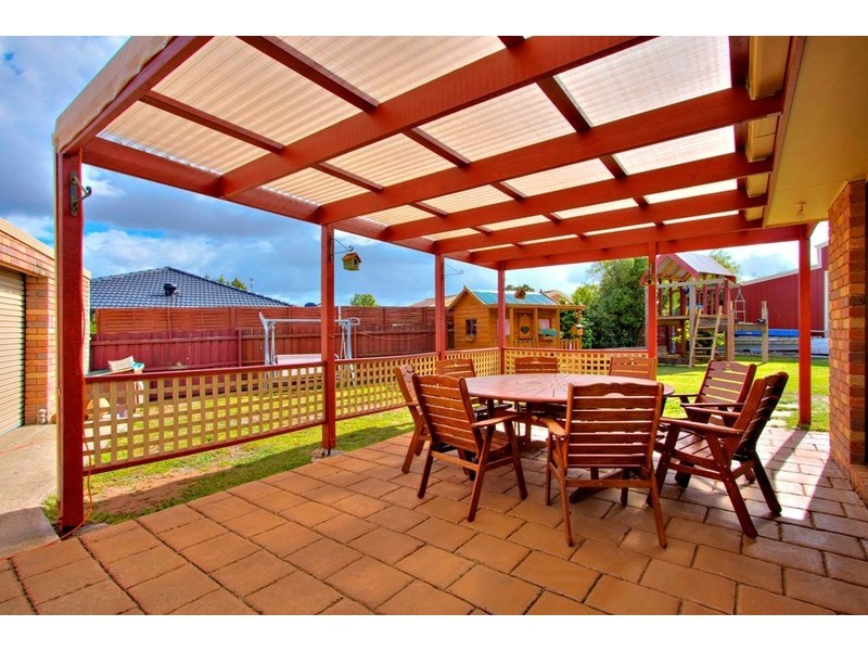 2 Sanders Court, Narre Warren VIC 3805