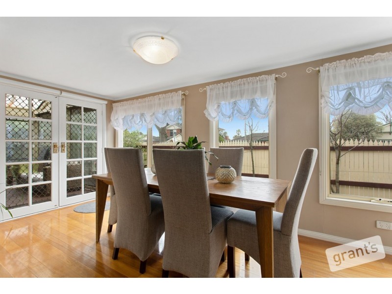 27 Park Square, Narre Warren South VIC 3805