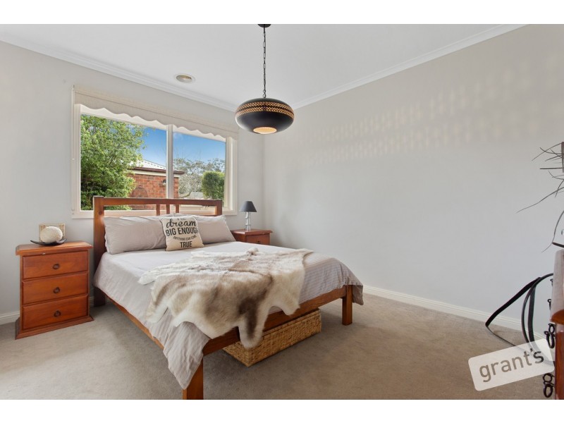 27 Park Square, Narre Warren South VIC 3805