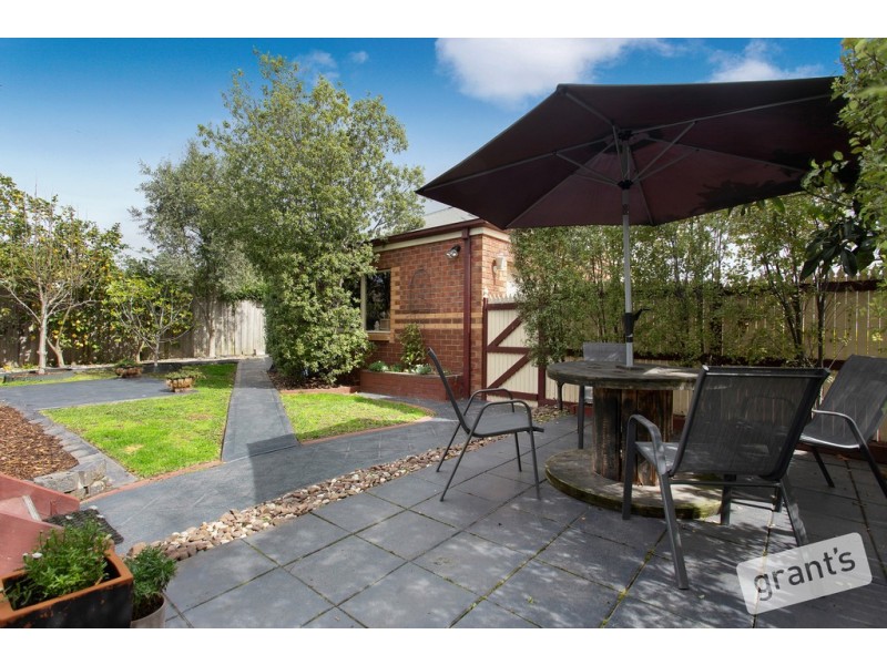 27 Park Square, Narre Warren South VIC 3805