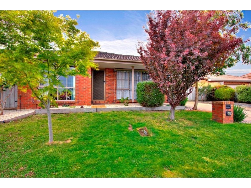 1 Ingram Close, Narre Warren VIC 3805