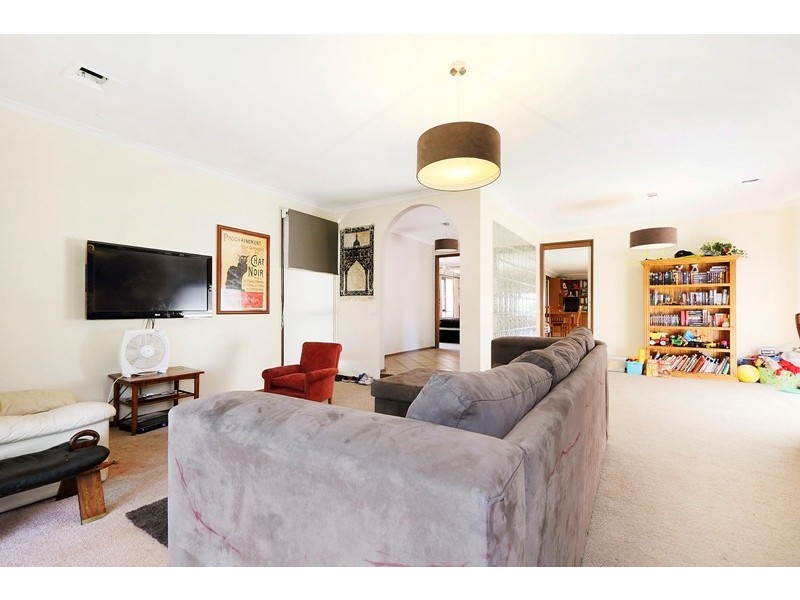 2 Pamela Court, Narre Warren VIC 3805