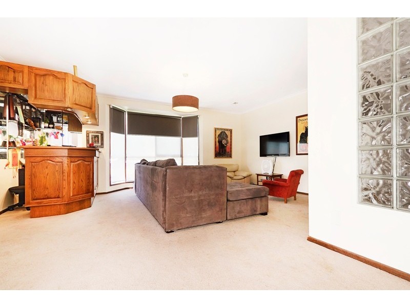 2 Pamela Court, Narre Warren VIC 3805