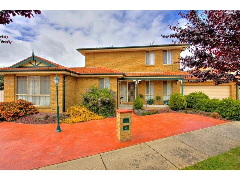 140 Hinrichsen Drive, Hallam VIC 3803