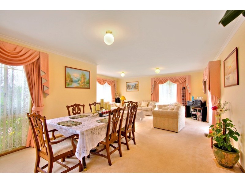 140 Hinrichsen Drive, Hallam VIC 3803