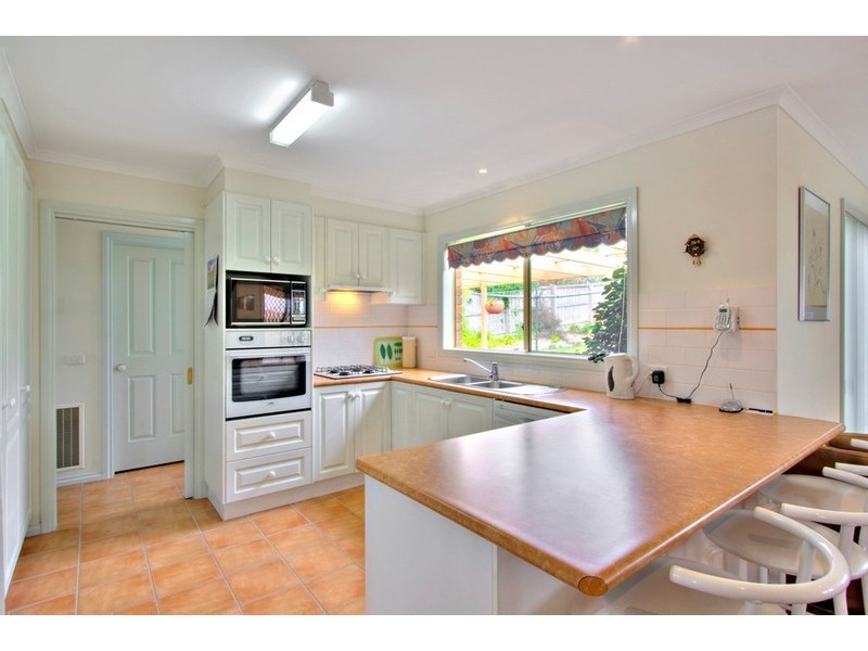 30 John Joseph Court, Narre Warren North VIC 3804