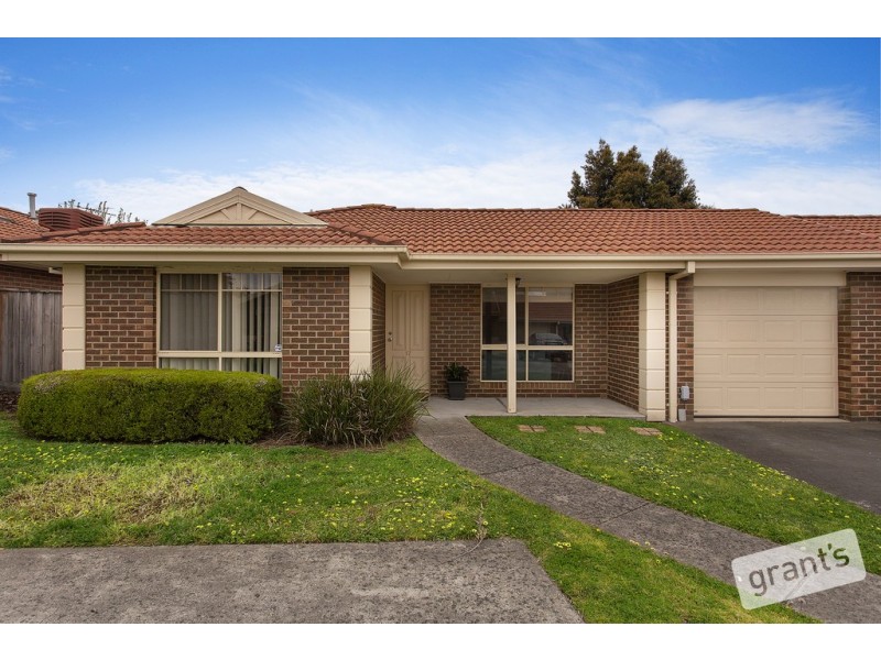 17/4 Paydon Way, Hampton Park VIC 3976