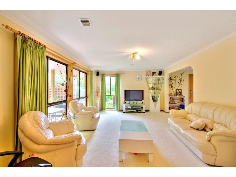 22 Ohio Crescent, Narre Warren VIC 3805