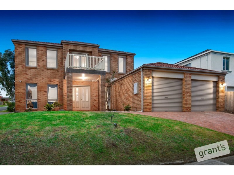 2 Fairview Avenue, Narre Warren VIC 3805