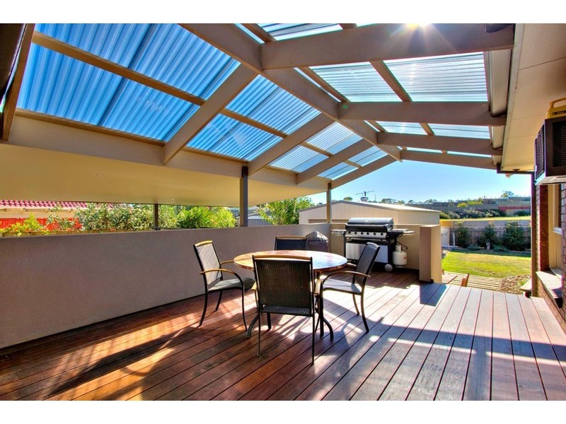 8 Francis Court, Narre Warren VIC 3805