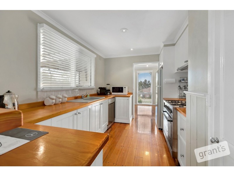 38 Alexander Street, Hallam VIC 3803