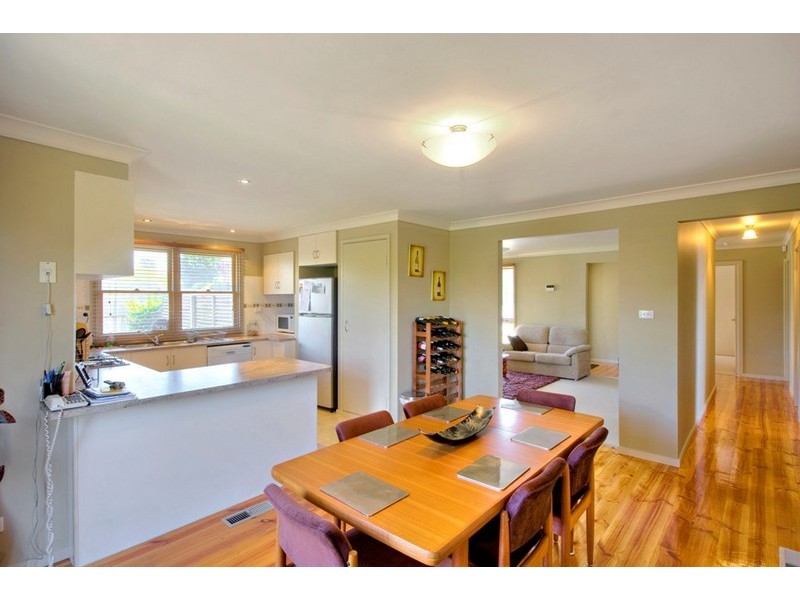 2 Barondi Avenue, Narre Warren VIC 3805