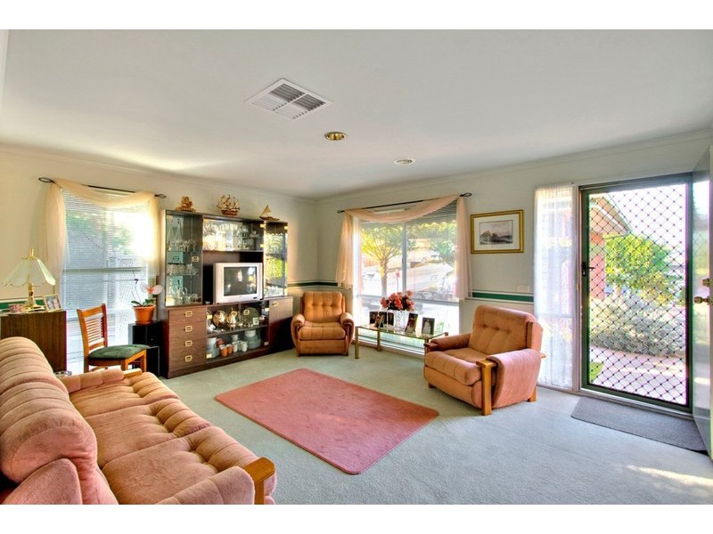 2 Nana Walk, Narre Warren South VIC 3805