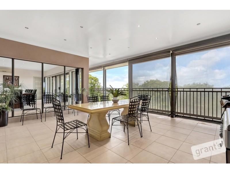 23-33 Aurisch Drive, Narre Warren North VIC 3804