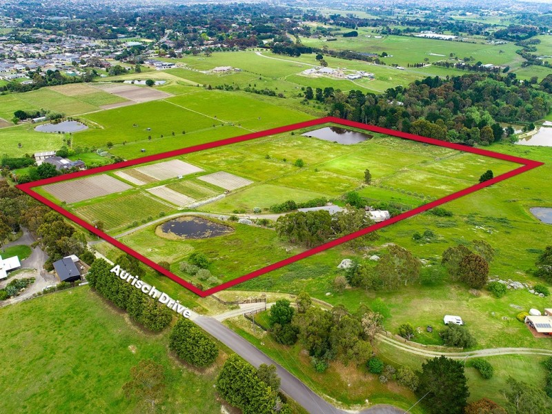 23-33 Aurisch Drive, Narre Warren North VIC 3804