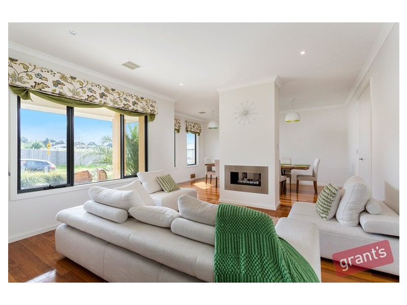 103 Drysdale Avenue, Narre Warren North VIC 3804