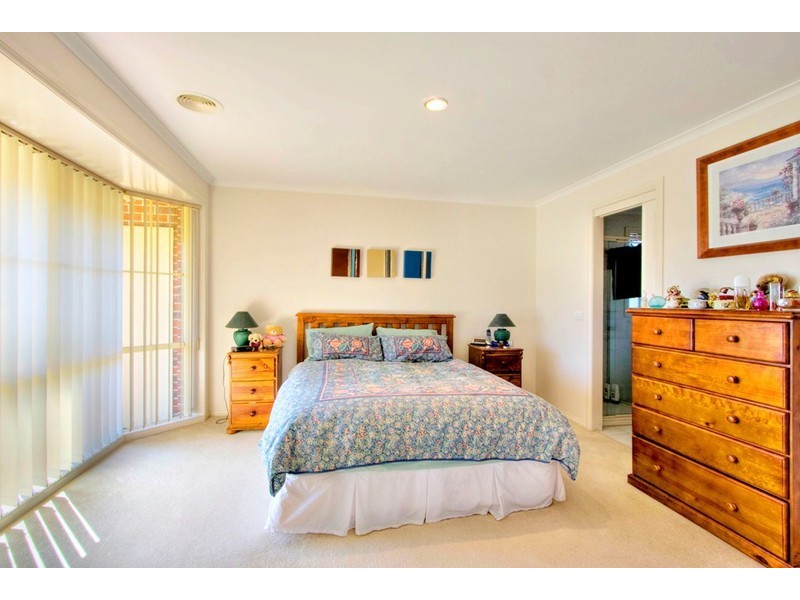 15 Vance Court, Narre Warren VIC 3805