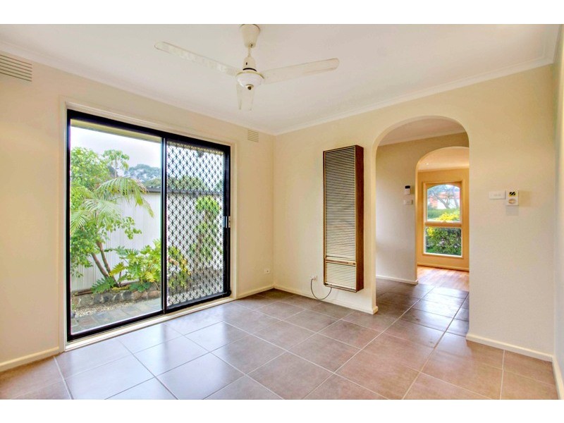 4 Lloyd Avenue, Narre Warren VIC 3805