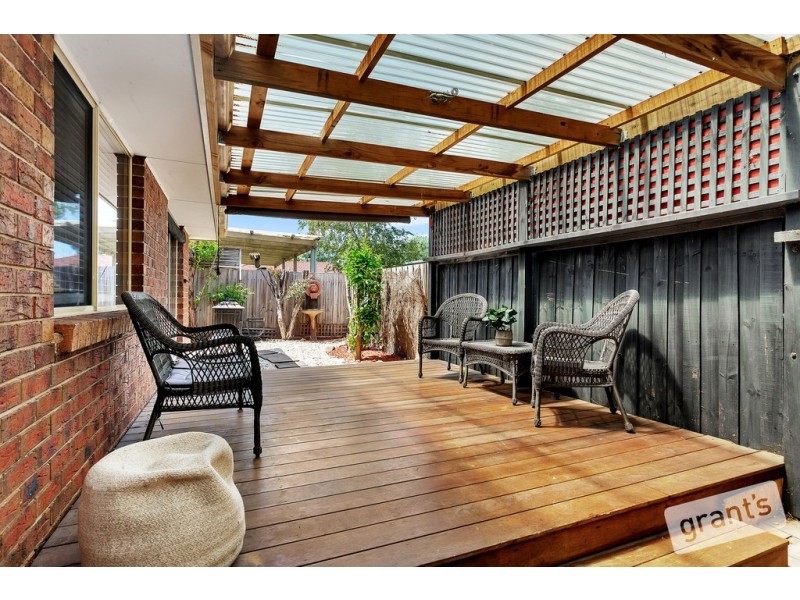 54 Emily Drive, Narre Warren VIC 3805