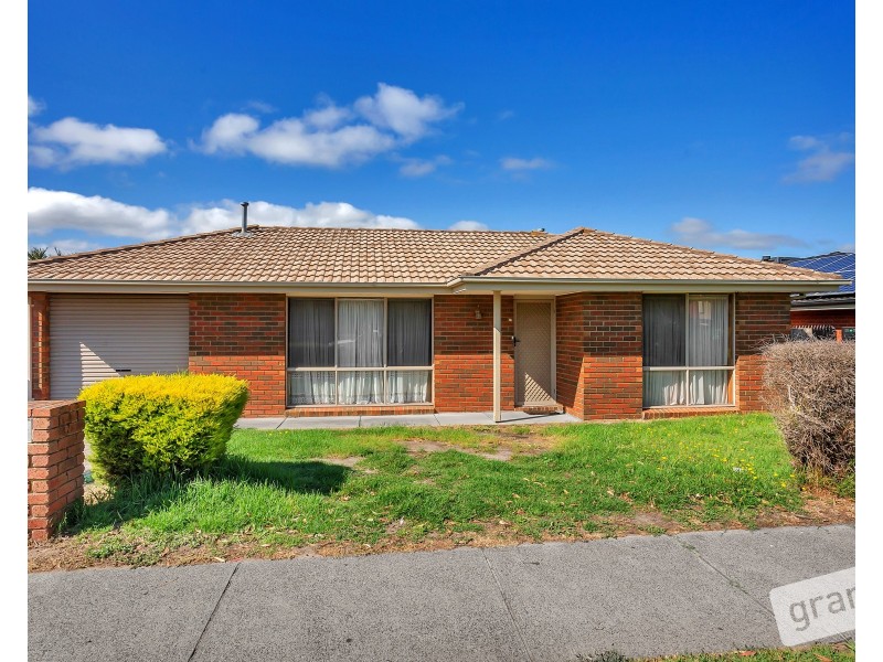 58 Courtenay Avenue, Cranbourne North VIC 3977