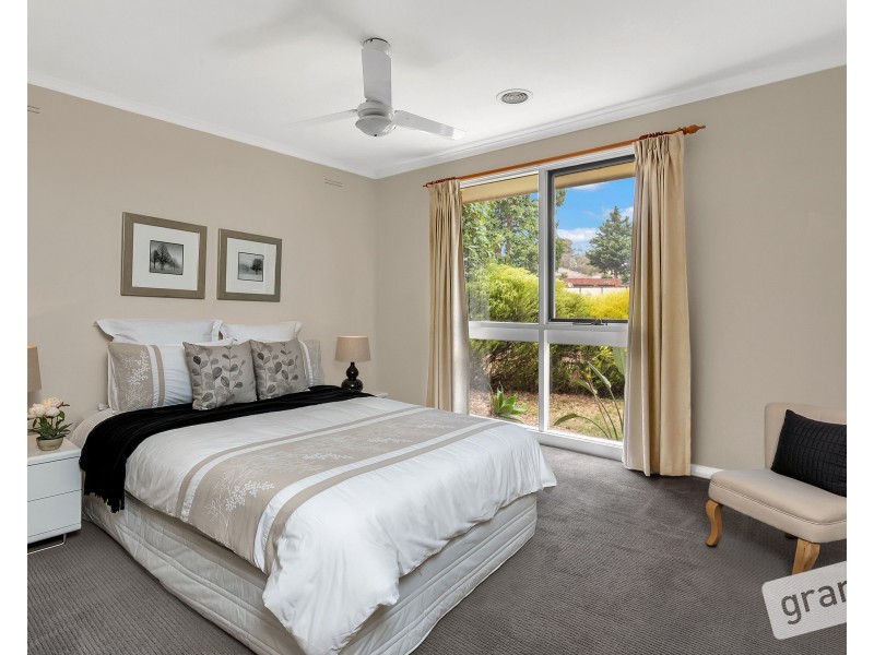 4 Beverly Court, Narre Warren VIC 3805