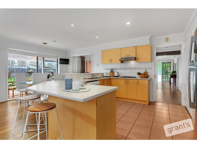 4 Keswick Court, Narre Warren South VIC 3805