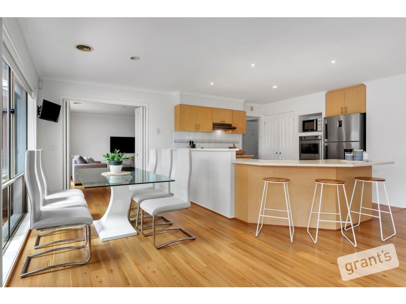 4 Keswick Court, Narre Warren South VIC 3805