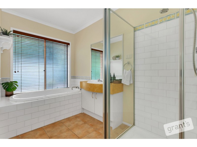 4 Keswick Court, Narre Warren South VIC 3805