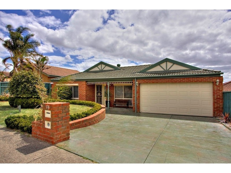 13 Kurrajong Road, Narre Warren VIC 3805