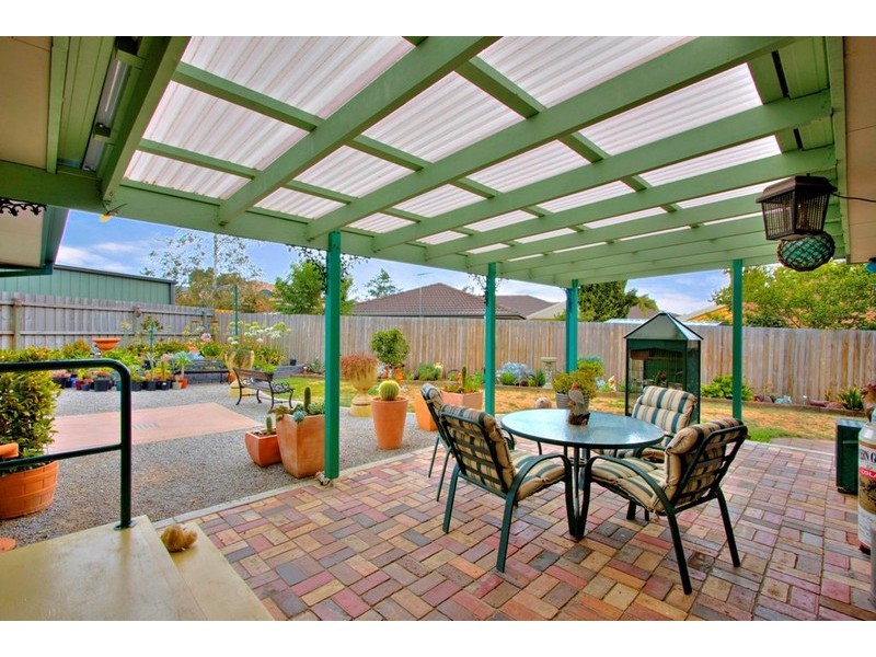 9 Kimberly Court, Berwick VIC 3806