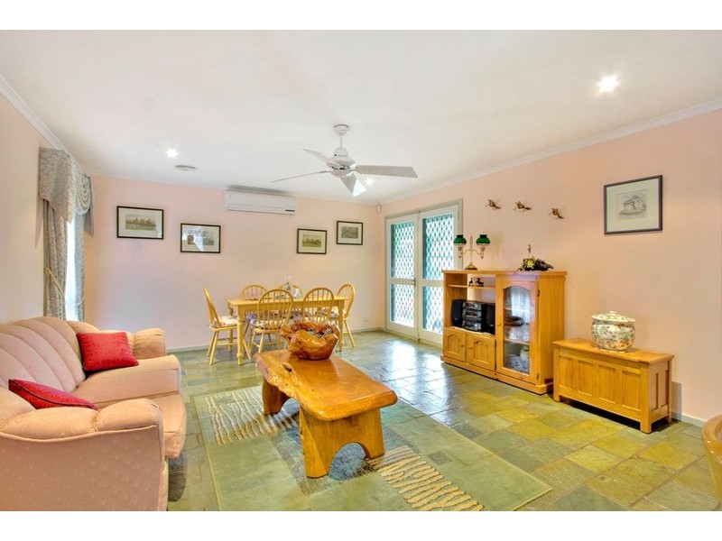 9 Kimberly Court, Berwick VIC 3806