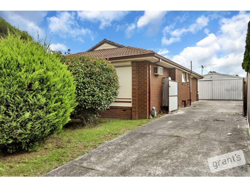 61 Guildford Crescent, Narre Warren VIC 3805