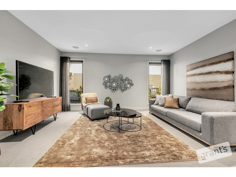 7 Ponds Way, Narre Warren North VIC 3804