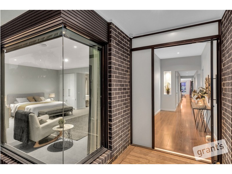 7 Ponds Way, Narre Warren North VIC 3804