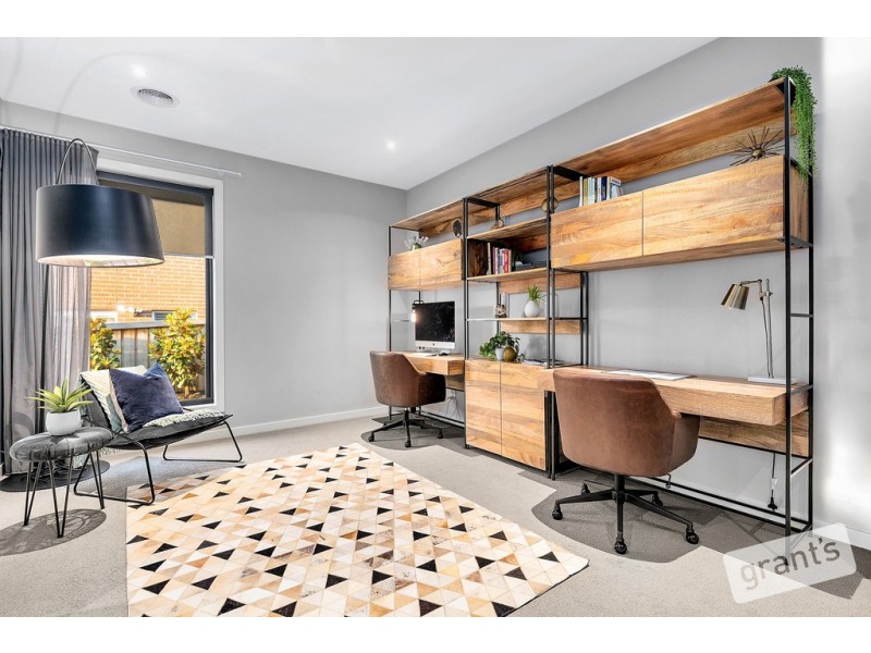 7 Ponds Way, Narre Warren North VIC 3804