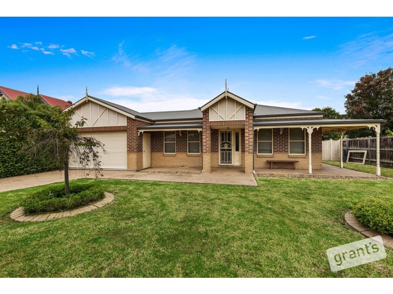 7 Federation Court, Pakenham VIC 3810