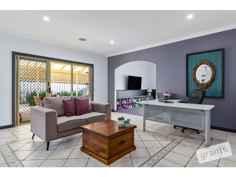 7 Federation Court, Pakenham VIC 3810