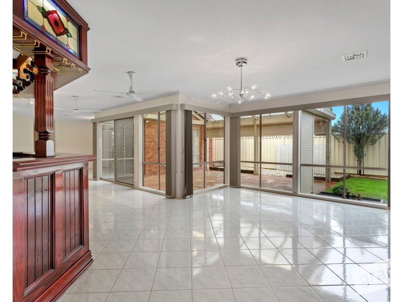 17 Quail Court, Narre Warren South VIC 3805