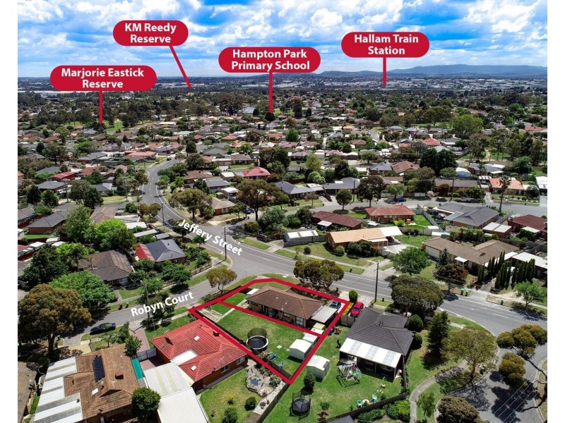 2 Robyn Court, Hampton Park VIC 3976