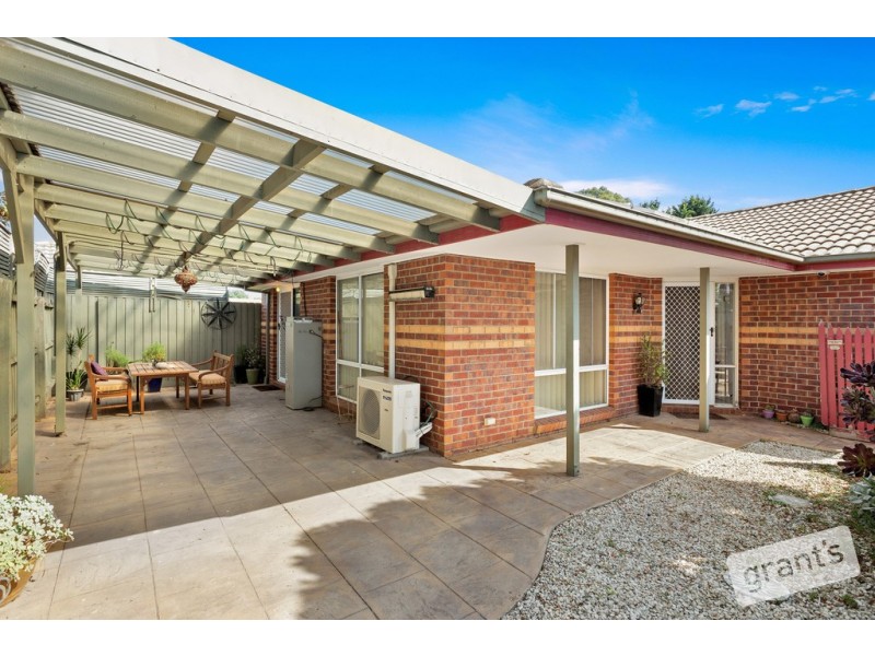2 /62 Millswyn Avenue, Hampton Park VIC 3976